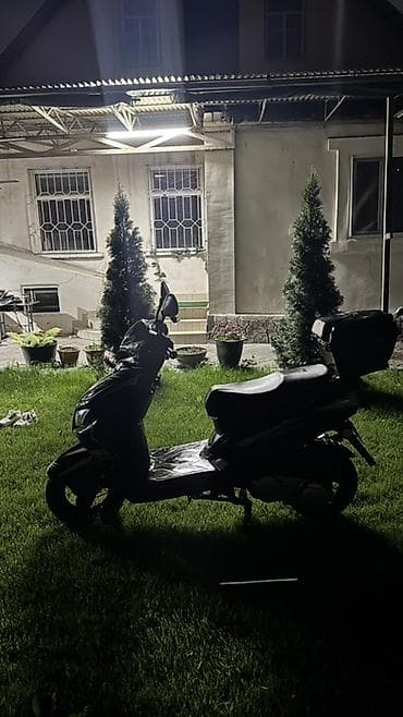 Скутерлер: Скутер түрү 125 куб. см, Бензин, Колдонулган — 5