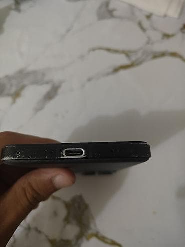 poco c 40: Poco F6 Pro, Б/у, 512 ГБ, цвет - Черный, 2 SIM — 4