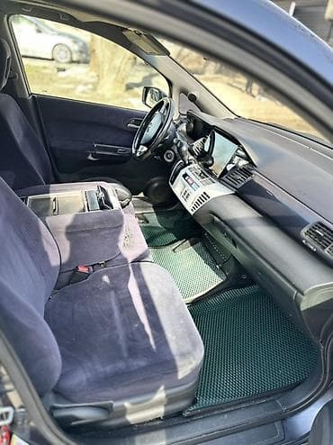 или меняю на дом: Honda FR-V: 2007 г., 1.8 л, Автомат, Бензин, Минивэн — 8