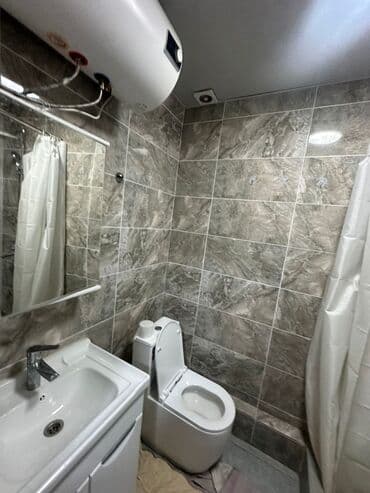 Бөлмөлөрдү ижарага берүү: Сдам комнату/жильё с отдельным санузлом. 35тысяч депозит 10тысяч — 3