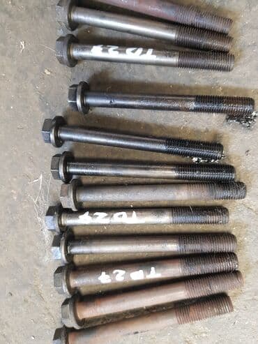 стенд для чистки дизельных форсунок: Nissan Terrano Td27, болты головки блока. Ниссан Террано тд27 — 2