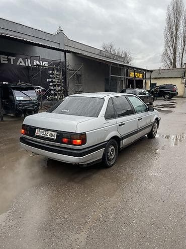 Volkswagen: Volkswagen Passat: 1988 г., 1.8 л, Механика, Бензин, Седан — 5