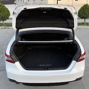 camry 5: Toyota Camry: 2020 г., 2.5 л, Автомат, Гибрид, Седан — 10