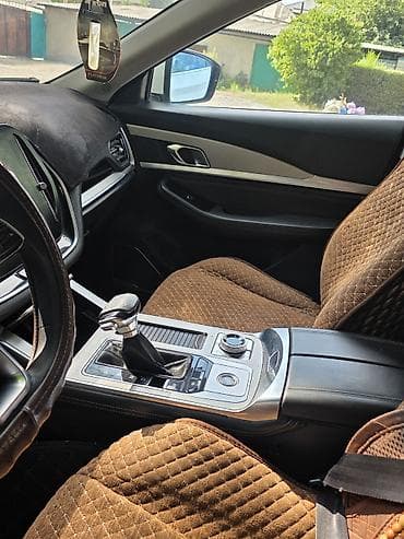 e star: Jetour : 2019 г., 1.5 л, Автомат, Бензин, Кроссовер — 8