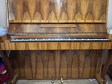 Вертикальное пианино «Октава». - Тип: акустическое пианино (upright)