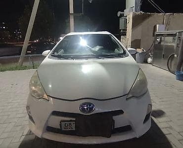 e star: Toyota Prius C: 2012 г., 1.5 л, Автомат, Гибрид, Хэтчбэк — 1