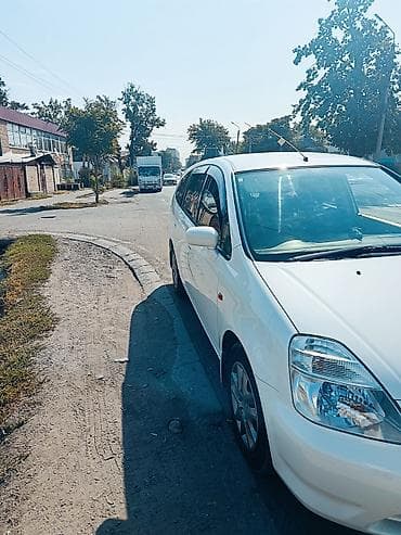Honda Stream: 2003 г., 0.2 л, Автомат, Бензин, Универсал — 3