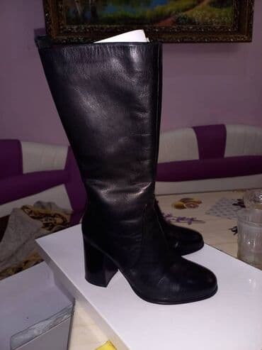 купить обувь бишкек: Сапоги кожа
Новые 
Каблук 8см
Размер 38
Еврозима
Шикарно смотрятся — 5