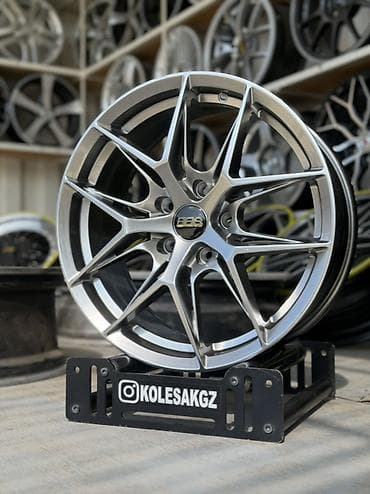 суппорт на фит: Литые Диски R 17 BBS, Комплект, отверстий - 5, Новый — 1