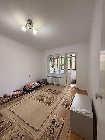 4 комнаты, 86 м², 12 мкр 106 серия, 1 этаж, Старый ремонт