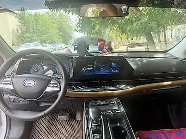 GAC: Электромобиль Gac Aion S Plus (белый седан) Срочно продаю Запас хода — 5