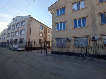 продается квартира в доме белый пароход: 1 комната, 30 м², Индивидуалка, 1 этаж, Старый ремонт — 12