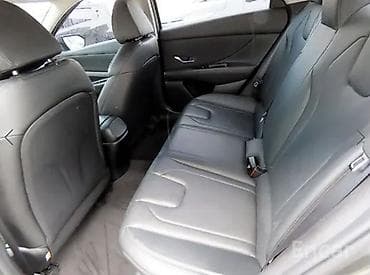 byd e3: Hyundai Elantra: 2023 г., 1.6 л, Автомат, Бензин, Седан — 7