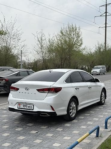 step 2: Hyundai Sonata: 2018 г., 2 л, Автомат, Газ, Седан — 3