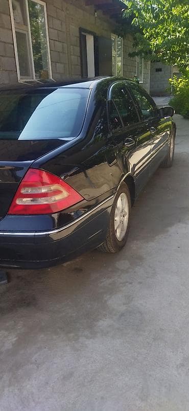 Транспорт: Mercedes-Benz C-Class: 2005 г., 1.8 л, Автомат, Бензин, Седан — 7