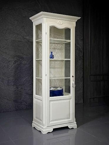 Витрина Fiesole, Италия, премиум сегмент, в классическом стиле