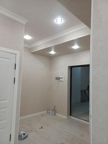 pro max 13: Квартира с современным ремонтом в светлых тонах. 8 - Кухня: линейный — 2