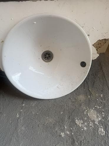 ракавино: Раковина для ванной, Особенности: Глянцевое, Круглая форма, Материал: Керамика — 1