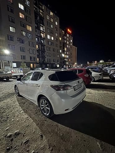 step 2: Lexus CT: 2012 г., 1.8 л, Вариатор, Гибрид, Хэтчбэк — 3
