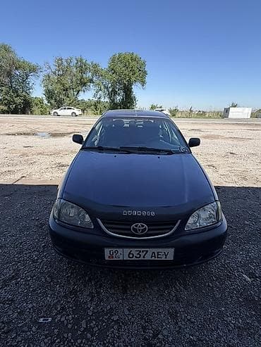 Продажа авто: Toyota Avensis: 2002 г., 2 л, Механика, Дизель, Лифтбек — 2