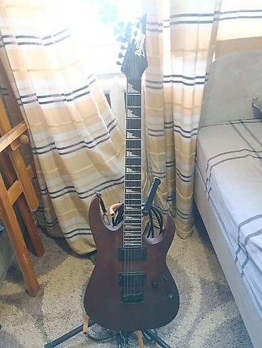 Электрогитара Ibanez серии RG - Форм-фактор: Superstrat с вырезами at lalafo.kg Электрогитара Ibanez серии RG - Форм-фактор: Superstrat с вырезами