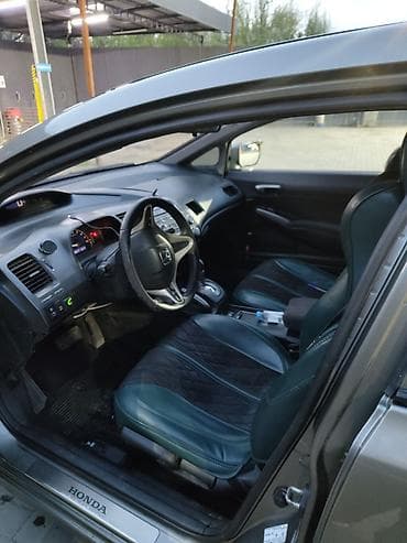 Honda Civic: 2008 г., 1.8 л, Автомат, Бензин, Седан — 8