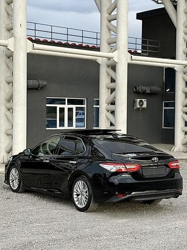 Toyota Camry: 2020 г., 2.5 л, Автомат, Бензин, Седан — 6
