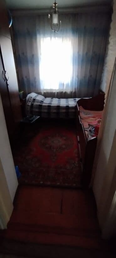 Үйдү ижарага алам: Үй, 70 кв. м, 5 бөлмө — 20