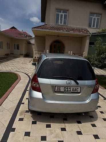 кышкы: Honda Jazz: 2008 г., 1.4 л, Вариатор, Бензин, Хетчбек — 3