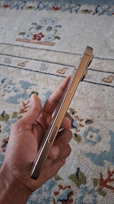 iphone e: IPhone 16 Pro Max, Б/у, 256 ГБ, Natural Titanium, Коробка — 2