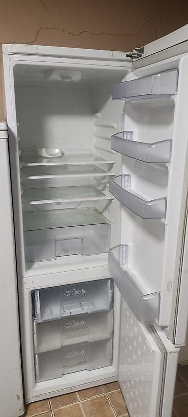 быу холодилник: Холодильник Indesit, Двухкамерный — 8