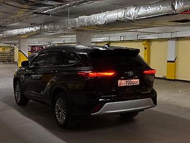 full construction: Toyota Highlander: 2022 г., 3.5 л, Автомат, Бензин, Кроссовер — 4