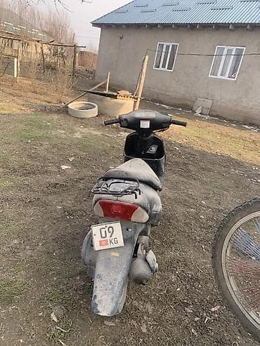 кел кел: Скутер түрү Suzuki, 50 куб. см, Бензин, Колдонулган — 3