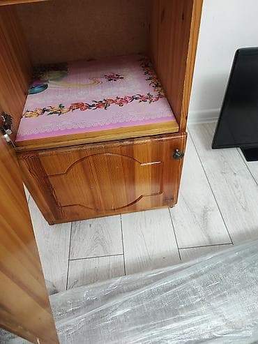 Тумбалар: Ашкана үчүн тумба, Колдонулган, Жуугучсуз, Полго орнотулма, Жыгач, Өзү алып кетүү — 4
