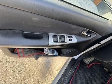 крышка багажника corolla: Toyota Corolla: 2004 г., 1.8 л, Автомат, Газ, Седан — 6