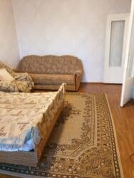 сдаю квартира без агентство: 1 комната, 35 м², 106 серия, 3 этаж, Старый ремонт — 4