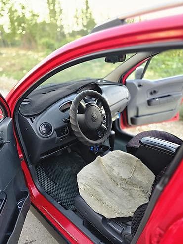 машина дом на колесах: Chevrolet Spark: 2006 г., 0.8 л, Автомат, Бензин, Хэтчбэк — 9