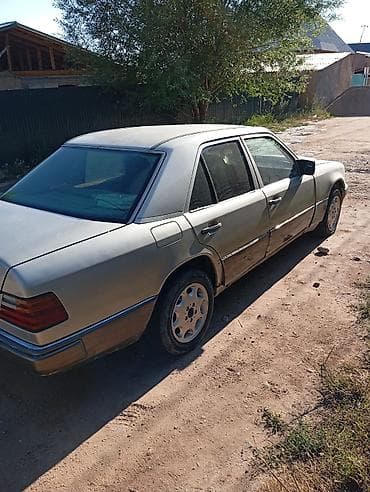 урмат бетон: Бензиндик кыймылдаткыч Mercedes-Benz 1990 г., 2.3 л, Колдонулган, Оригинал, Германия — 4