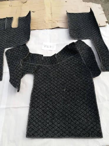 чехлы на авто бишкек: Полики на грузовые автомобили, резиновые, ковролин, 3D все в наличии — 17