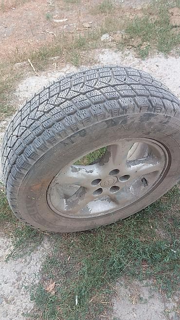 максис шины: Продаю резину MAXXIS 
16 размер — 4