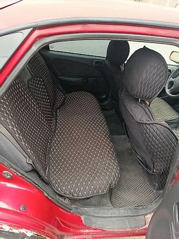 toyota rav4 2004: Toyota Corolla: 1999 г., 1.6 л, Механика, Бензин, Хэтчбэк — 6