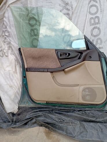 двери для дома: Дверь Комплект Subaru, Б/у, Оригинал — 2