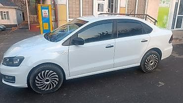 e 302: Volkswagen Polo: 2018 г., 1.6 л, Механика, Бензин, Седан — 3