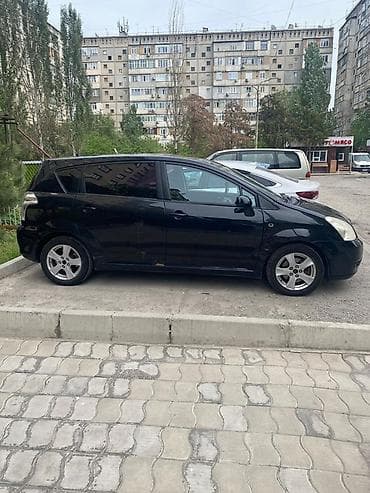 mark x: Toyota Corolla Verso: 2004 г., Бензин, Минивэн — 5