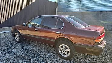 lexus e: Nissan Maxima: 1997 г., 2 л, Ручные, Газ, Седан — 4