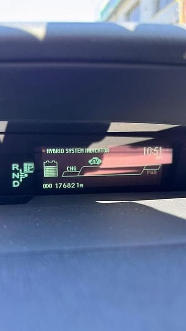 kenbo 600: Toyota Prius: 2013 г., Гибрид, Хэтчбэк — 8