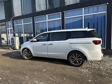 Транспорт: Kia Carnival: 2019 г., 2.2 л, Автомат, Дизель, Вэн/Минивэн — 3