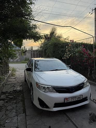 gac aion y plus цена: Toyota Camry: 2012 г., 2.5 л, Вариатор, Гибрид, Седан — 10