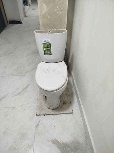 Унитаз-компакт с бачком - Напольная модель «компакт» с горизонтальным