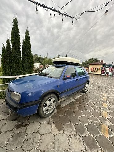 туксон 2022: Volkswagen Golf: 1995 г., 2 л, Механика, Газ, Хэтчбэк — 5